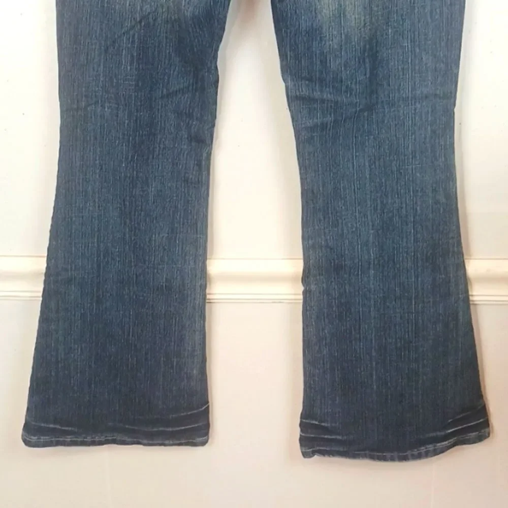Y2K NEESO medium wash boot cut silver studded premium jeans sz 15
